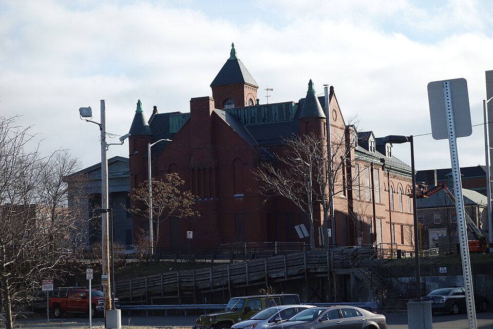 Are You a Legendary Local of Salem?